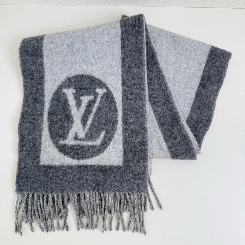LOUIS VUITTON/路易威登 灰色羊毛圍巾 尺寸:23*169cm-3