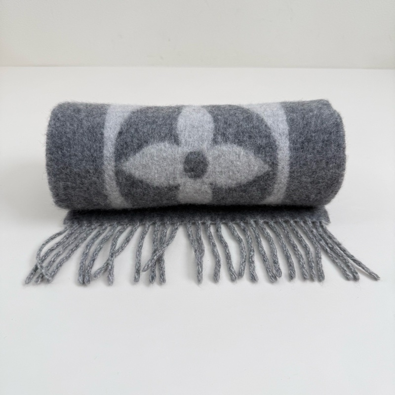 LOUIS VUITTON/路易威登 灰色羊毛圍巾 尺寸:23*169cm-4