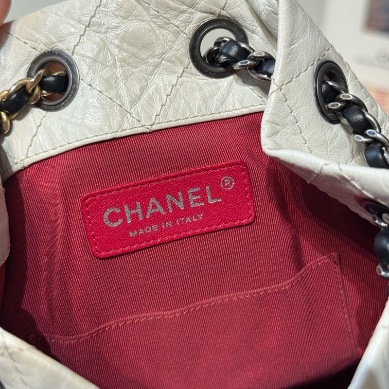 Chanel 香奈兒 Gabrielle 小牛皮 雙肩包 26開  尺寸： 22*11*23  黑色拼白色-9