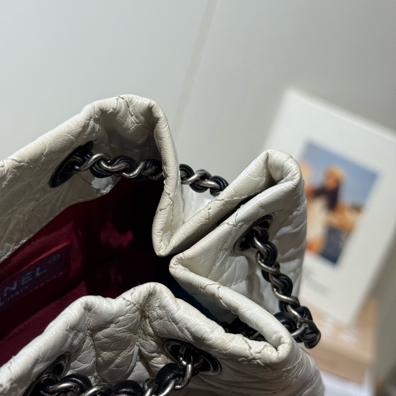 Chanel 香奈兒 Gabrielle 小牛皮 雙肩包 26開  尺寸： 22*11*23  黑色拼白色-10