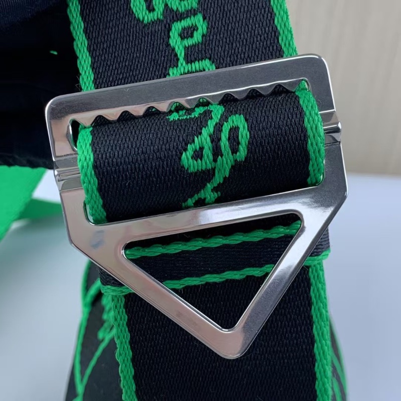 Bottega Veneta 23SS徽標刺繡15格豆腐斜背包25*15*5 98新配件塵袋-2