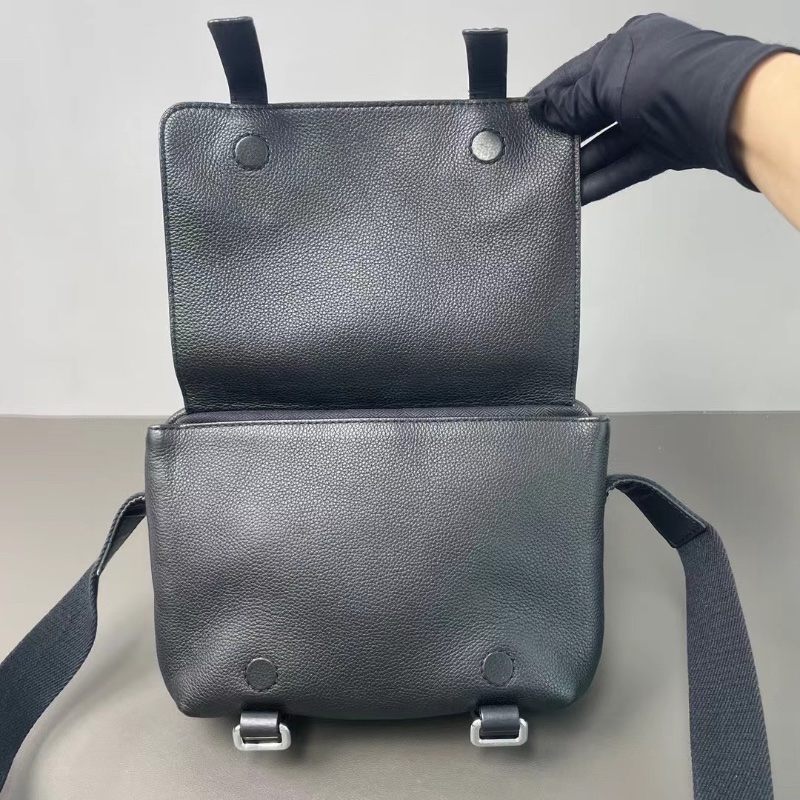 Loewe 黑色超小號郵差包 23*16*8.5 98新配件塵袋-2