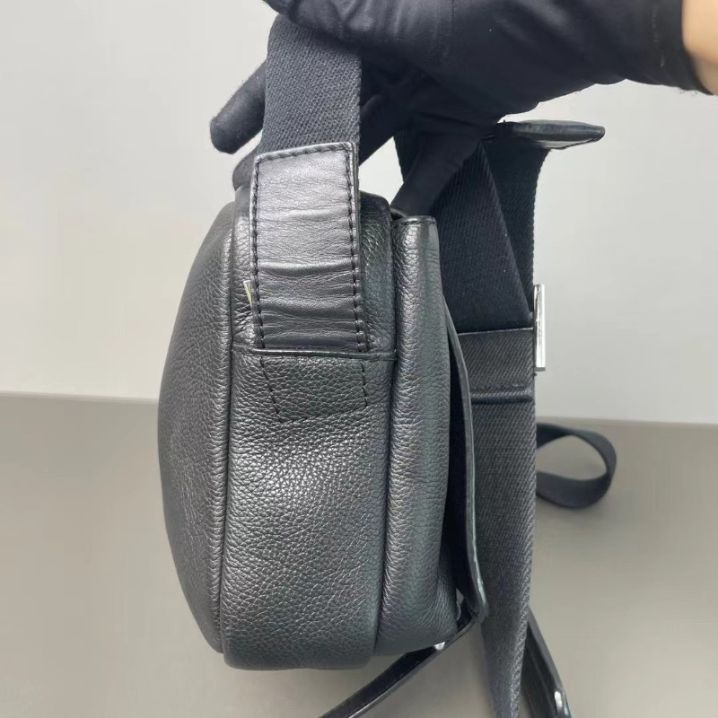 Loewe 黑色超小號郵差包 23*16*8.5 98新配件塵袋-5