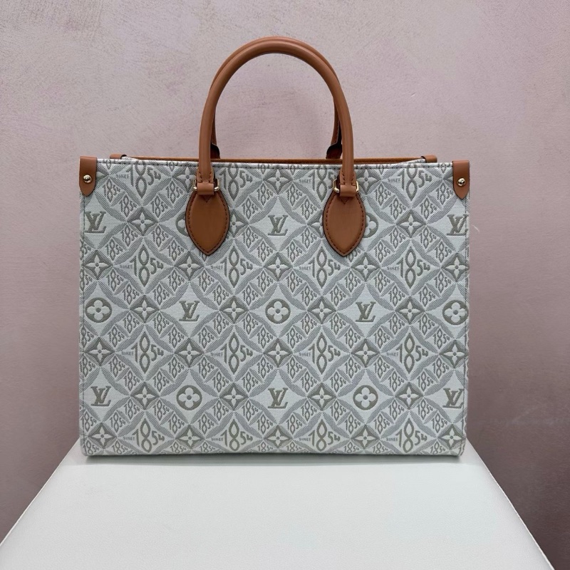 LV onthego刺繡托特包中號 35*25 99新配件塵袋盒子購證-9