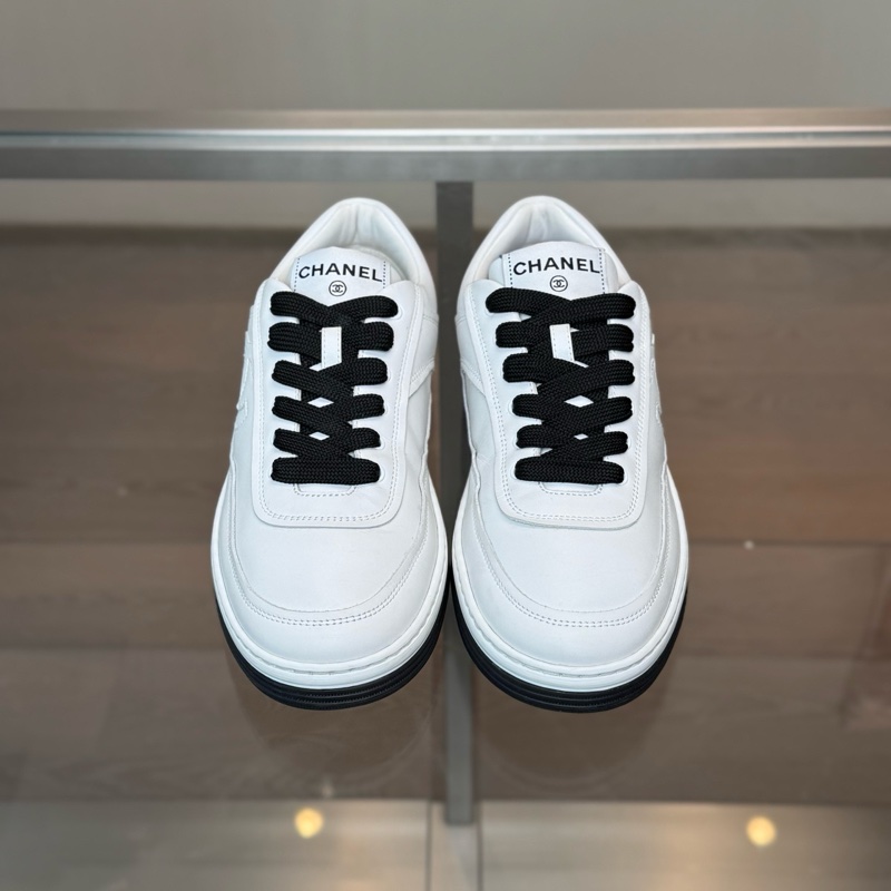 香奈兒Chanel 24P 經典雙C徽標黑白熊貓板鞋  38碼 99 新-1