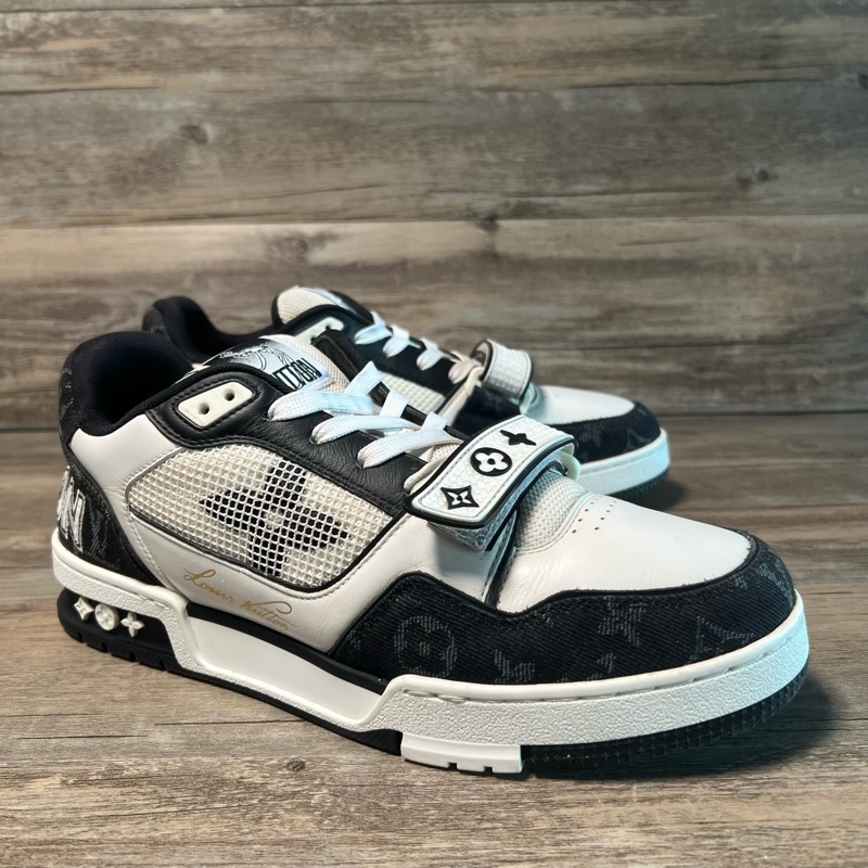 LOUIS VUITTON Trainer 黑白牛仔 魔術貼 熊貓 41碼-1