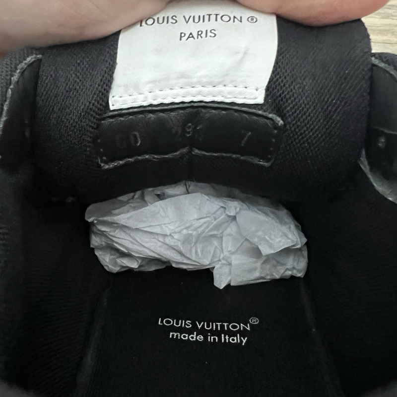 LOUIS VUITTON Trainer 黑白牛仔 魔術貼 熊貓 41碼-8