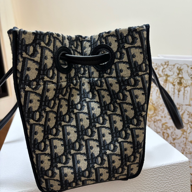 Dior 2026新款小型托特包（藍色 Dior Oblique 緹花）-4