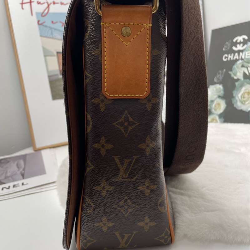 LV/路易威登 Bastille系列經典棕色 老花男士單肩斜挎郵差包 尺寸:32*28*7.5-3
