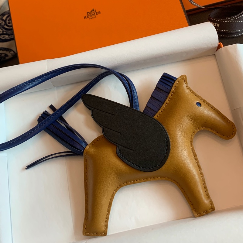 愛馬仕 飛馬吊飾 掛飾 全新連購證影本 黑色 芝麻色 寶石寶 全新 MM Hermès Pegase Rodeo MM 掛飾-6