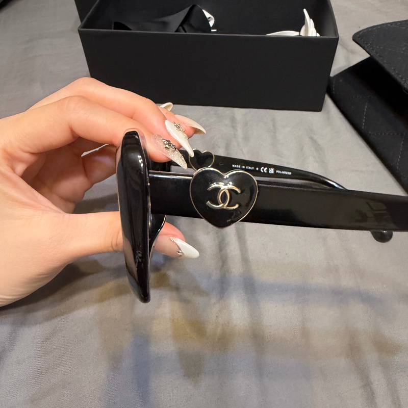 香奈兒愛心墨鏡🕶️-0