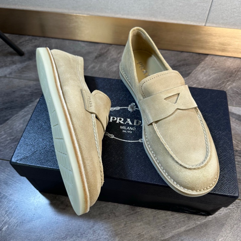 闲置新未使用 Prada 普拉達 42.5碼麂皮樂福鞋 休閒鞋 老錢風 百搭大氣 型男必備 男款 駝色 超值-3