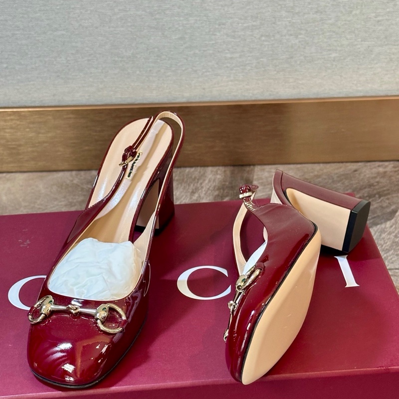 Gucci 古驰 新款经典金色马衔扣 漆皮玛丽珍 方跟鞋 包头凉鞋 38.5码跟高7.5cm-1