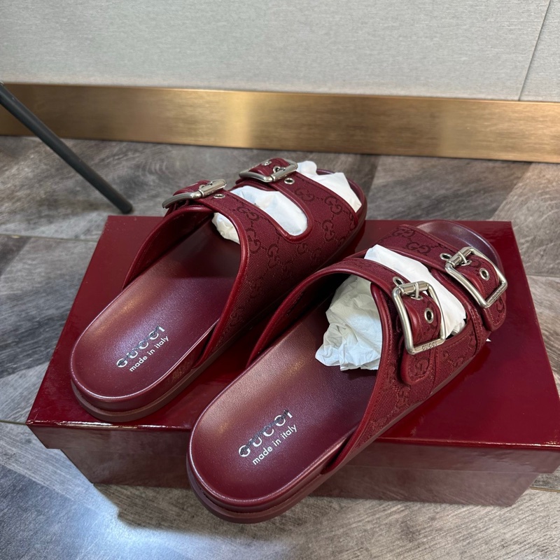 Gucci 古馳 爆款滿logo雙搭扣帆布拼皮 涼鞋 拖鞋 舒適百搭 男款 波爾多紅色 43碼-5