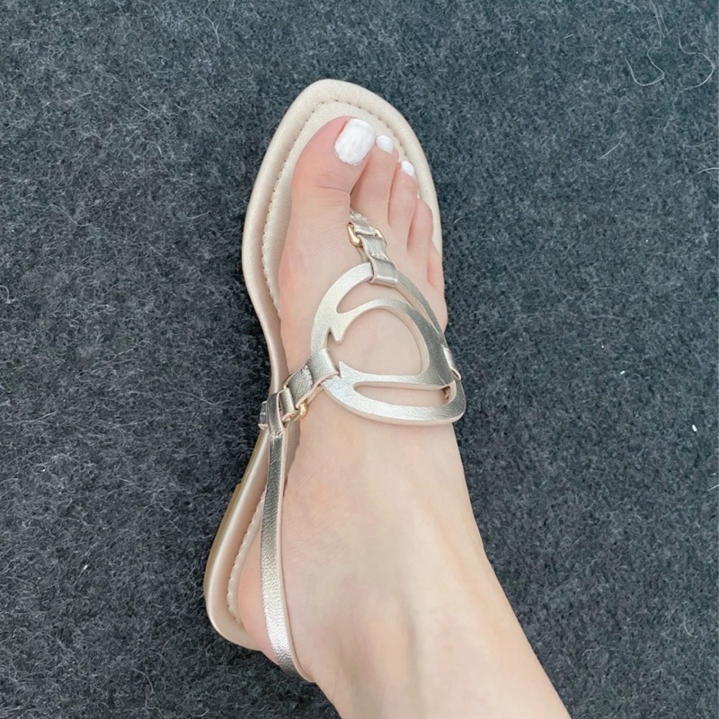 Coach 蔻馳 夾腳時尚搭扣涼鞋 37码上腳舒適好走 越南產 女款 金色 超值-5