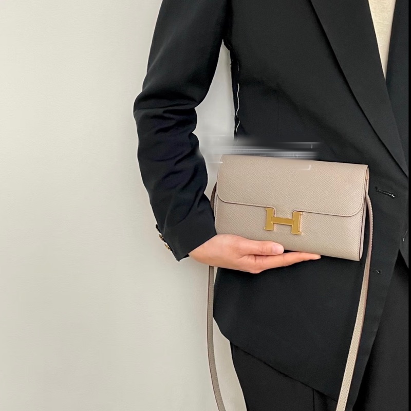 【98新 ✨ 全網最低價！】 Hermes 愛馬仕 constance 康康錢包 銀河灰 金扣 斜挎包（下單前先詢問庫存❗️）-1