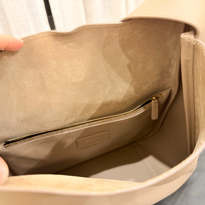 YSL hobo LE 5 A 7 Hobo 小牛皮 large-9