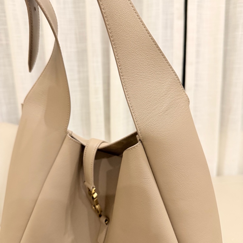 YSL hobo LE 5 A 7 Hobo 小牛皮 large-17