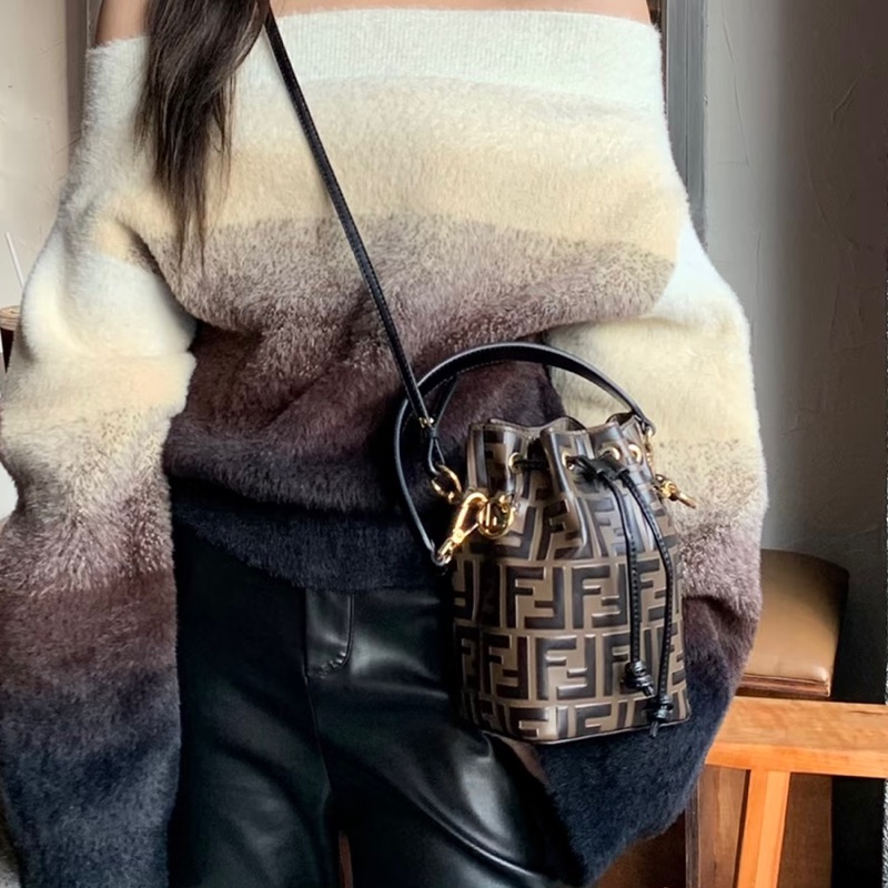 輕巧耐用✨99新🆕Fendi芬迪棕黑拼色老花mini水桶包單肩斜挎手提包-2