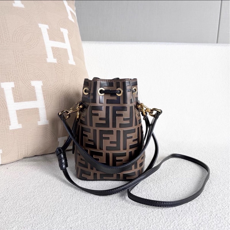輕巧耐用✨99新🆕Fendi芬迪棕黑拼色老花mini水桶包單肩斜挎手提包-10