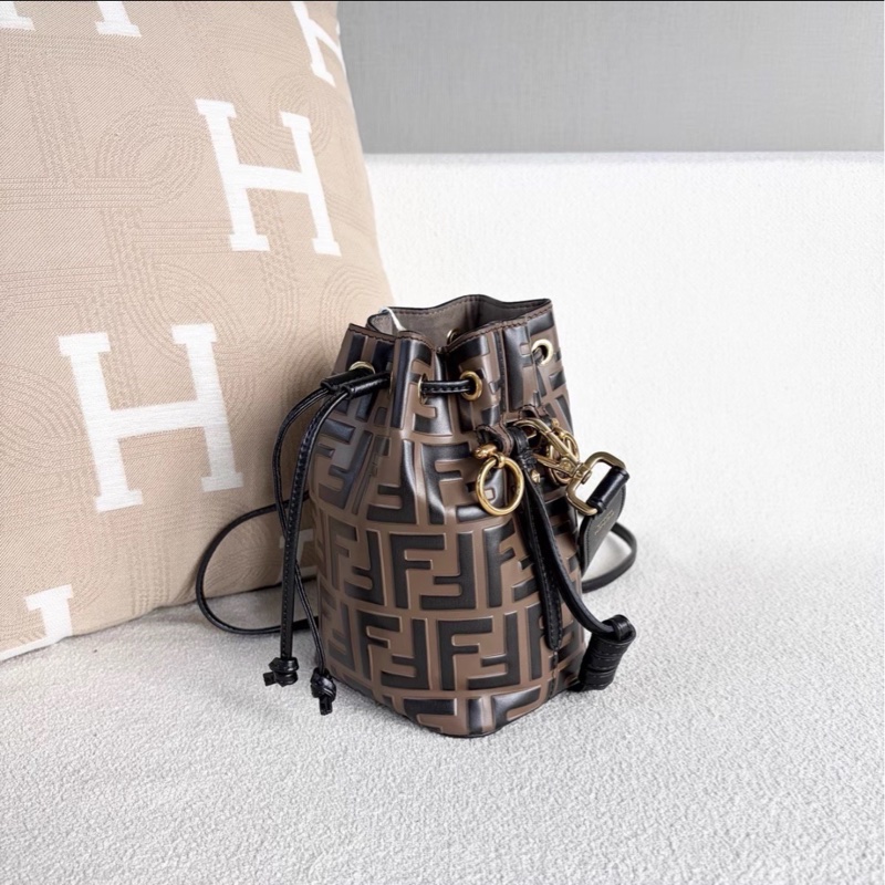 輕巧耐用✨99新🆕Fendi芬迪棕黑拼色老花mini水桶包單肩斜挎手提包-11