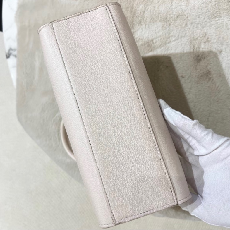 【97新 ✨ 全網最低價！】 LV Lock&Go 白色 金扣 芯片款 手提包 托特包 牛皮（下單前先詢問庫存❗️）-5