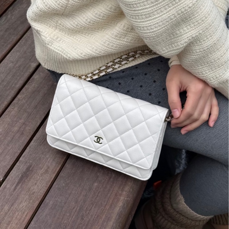【97新 ✨ 全網最低價!】 CHANEL 香奈兒 woc 白色 銀扣 荔枝皮 鏈條包 斜挎包 芯片款(下單前先詢問庫存❗️)-0