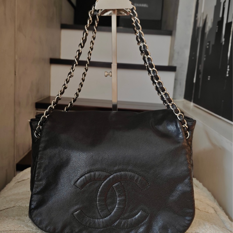 ChanelVintage 黑銀浮雕托特機場包-4