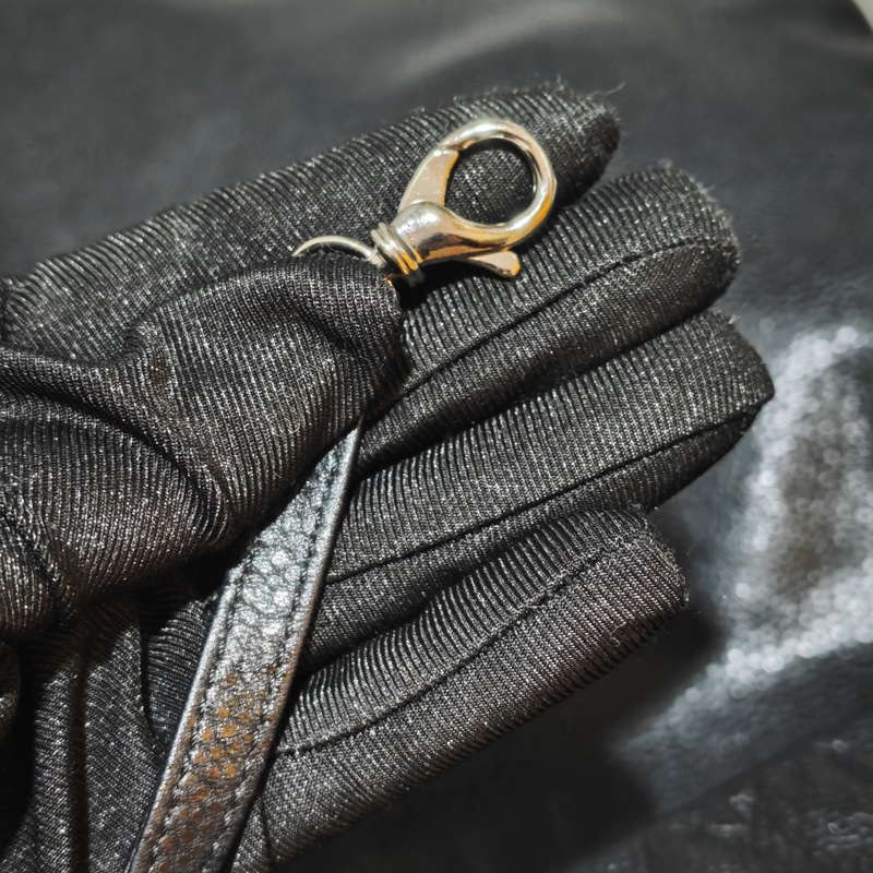 ChanelVintage 黑銀浮雕托特機場包-31