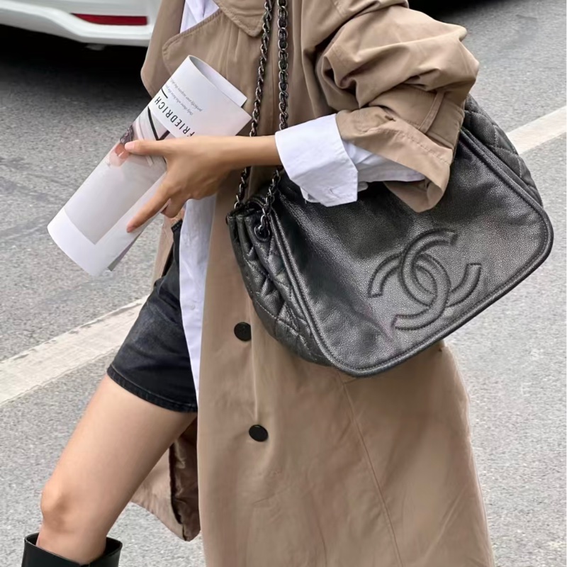 好成色 ChanelVintage 黑銀浮雕托特機場包-0