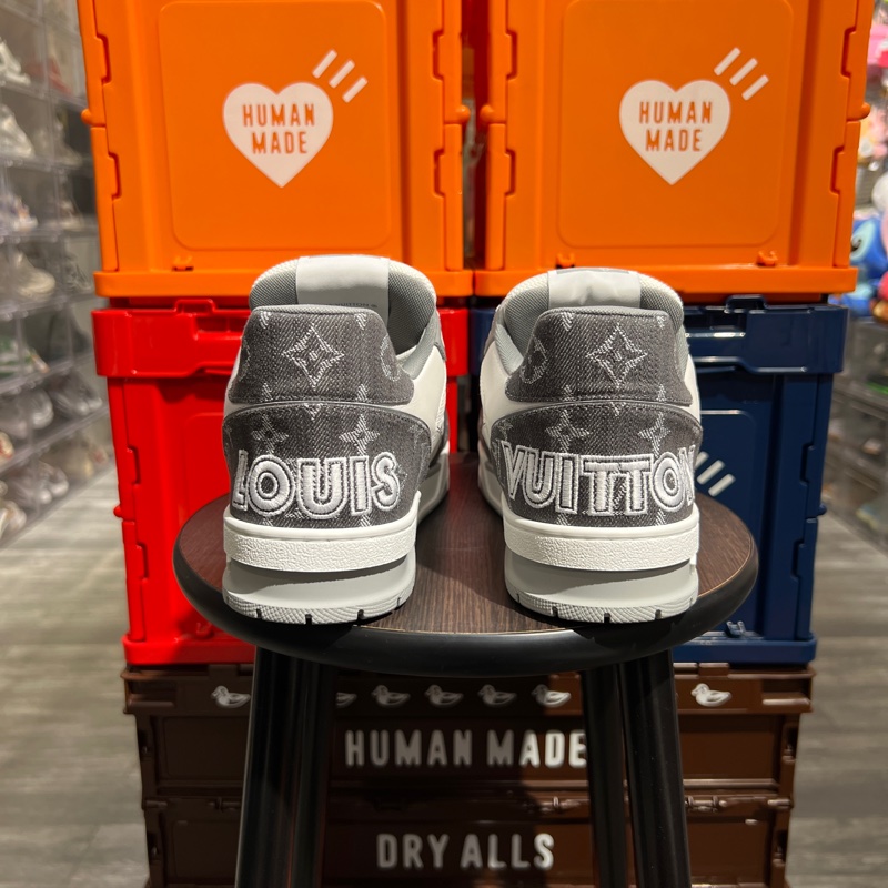 Lv trainer 新款灰白魔鬼粘Eu40.5-4