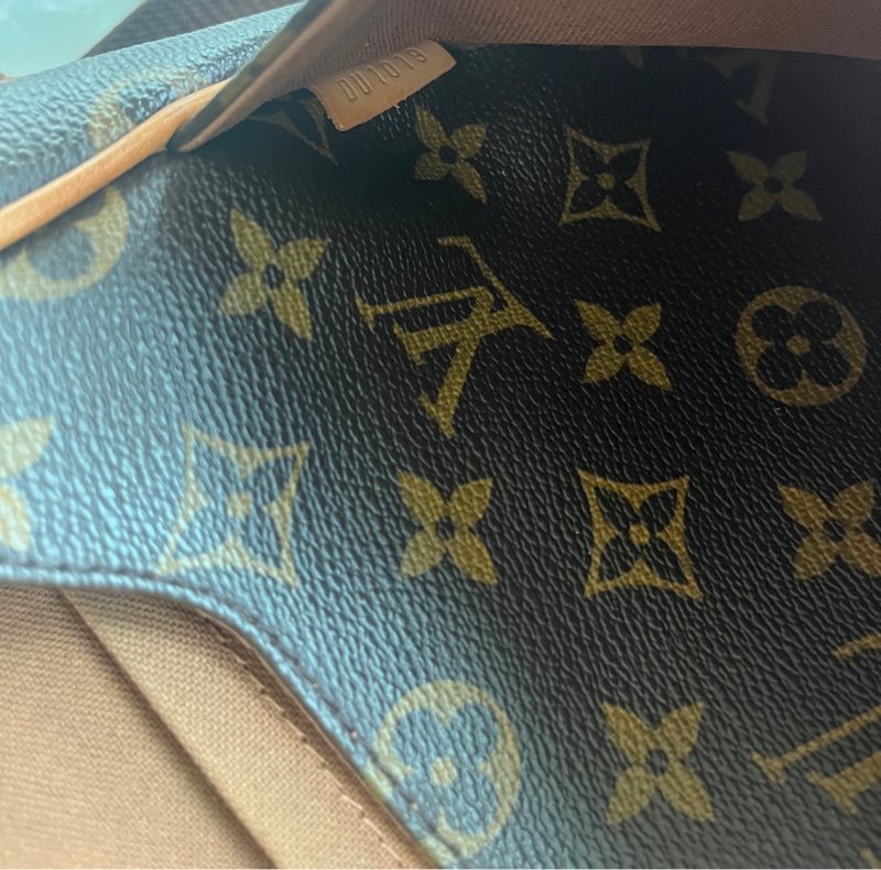 LV 郵差包 Louis Vuitton Bosphore PM-8