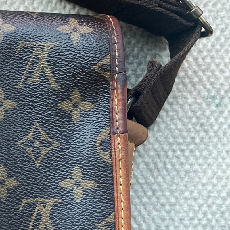 LV 郵差包 Louis Vuitton Bosphore PM-9