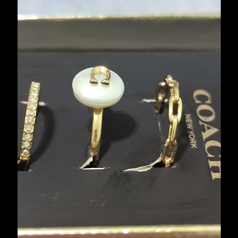 Coach 珍珠鋯石鏤空戒指三件組禮盒 8號(不可議)-4