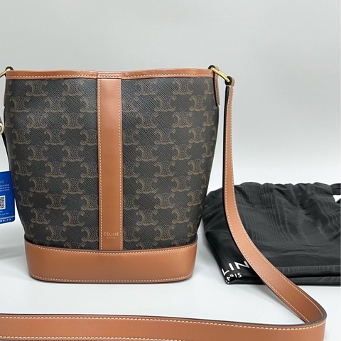 Celine/賽琳 凱旋門老花棕色水桶包小號 尺寸：18*22cm 附件塵袋