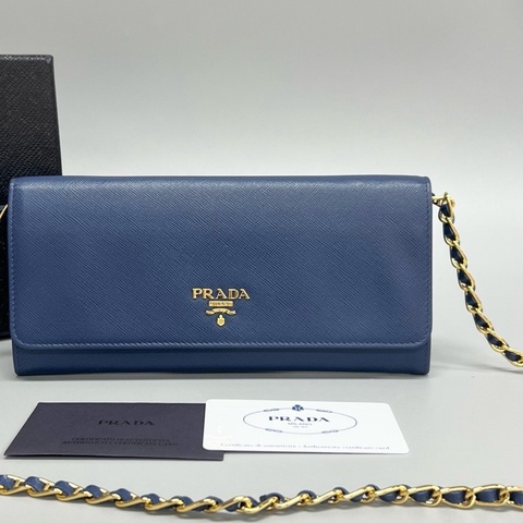 普拉達/Prada 深藍色牛皮woc鏈條斜挎包  尺寸：21x10.5CM