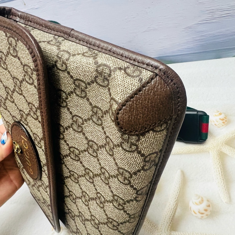 Gucci 胸口包-2