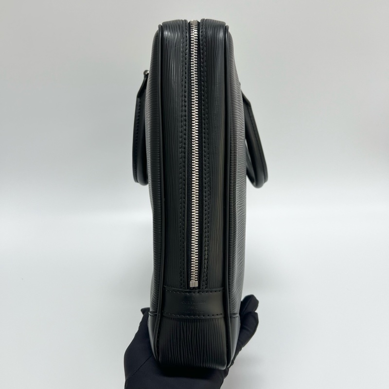 LV/路易威登 黑色epi水波紋男士公文包 手提包 缺少長肩帶 尺寸:41*30-5
