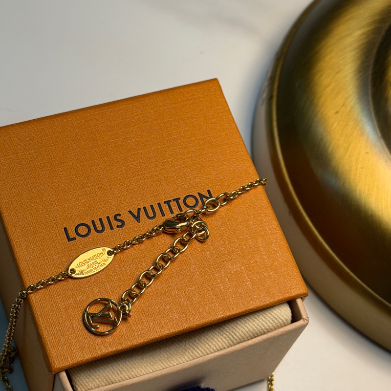 LOUIS VUITTON 水鑽M00596 金色項鍊-7