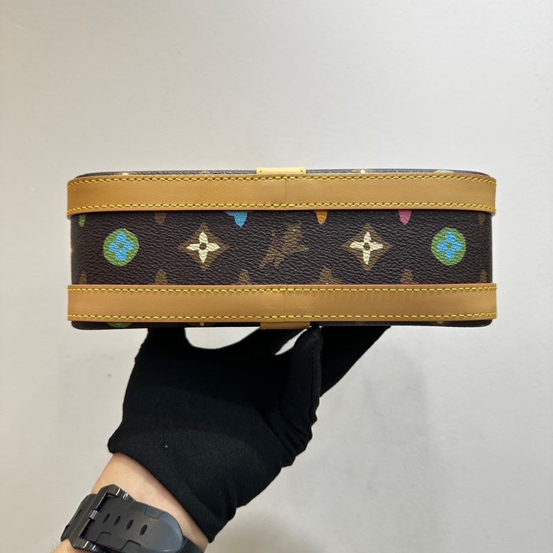 【全新品】Louis Vuitton x Tyler 聯名款 ENVELOPE Logo印花皮革手拿單肩斜挎包芯片款-5