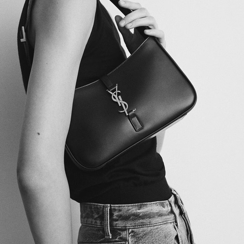 Saint laurent le 5 à 7 YSL 黑色羊皮腋下包