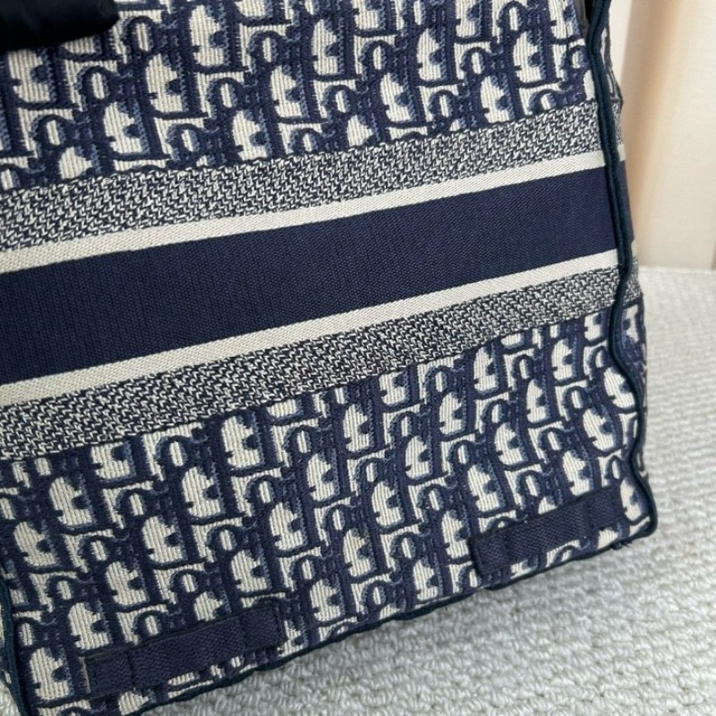 Dior迪奧老花郵差包藍色經典款 帆布材質 男女同款 肩帶可調節 單肩斜挎都行 老花低調又經典 容量大且百搭-19