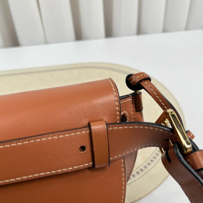 Loewe羅意威 gate迷你馬鞍包焦糖色 適合秋冬的顏色 簡約百搭 時尚大方-18