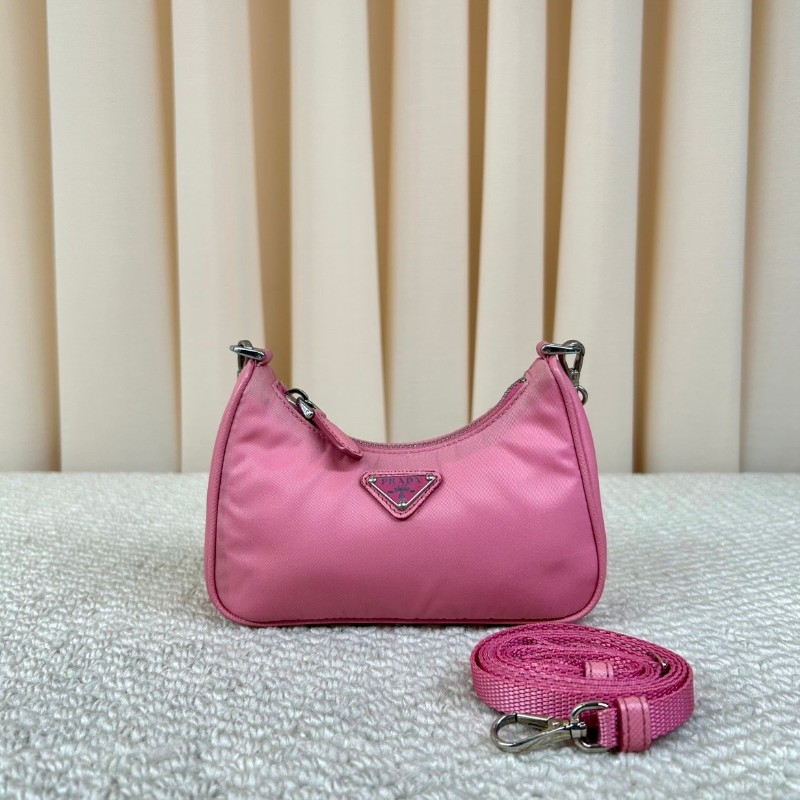 普拉達Prada迷你尼龍hobo粉紅色 顏色太嫩了 粉紅色太適合春夏 材質耐造 含肩帶可斜挎可單肩可手提-0