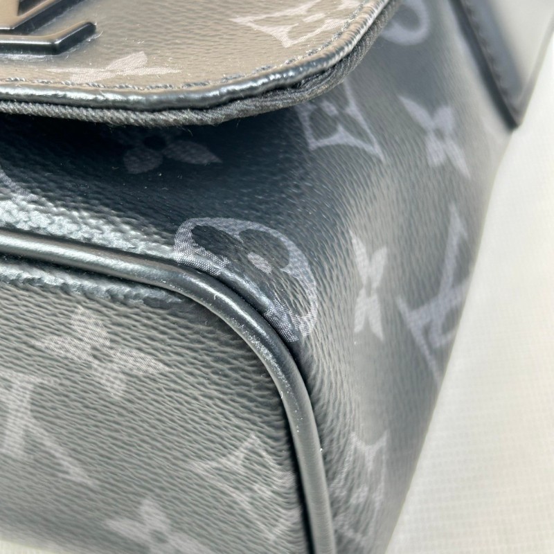 LV路易威登 經典老花包蓋式開合 Eclipse帆布拼牛皮 郵差包斜挎單肩包-11