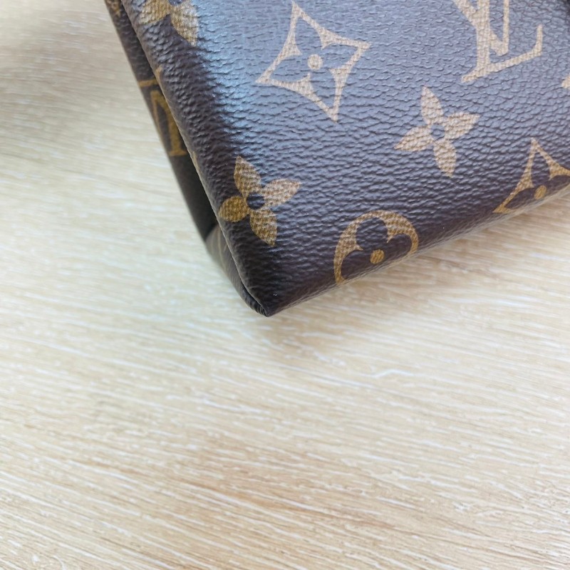 專櫃價3.3折!路易威登/Louis Vuitton locky bb黑拼老花鎖頭包 手提單肩斜挎都可 經典款式 休閒復古-9