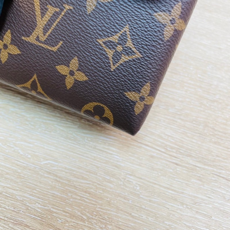 專櫃價3.3折!路易威登/Louis Vuitton locky bb黑拼老花鎖頭包 手提單肩斜挎都可 經典款式 休閒復古-10