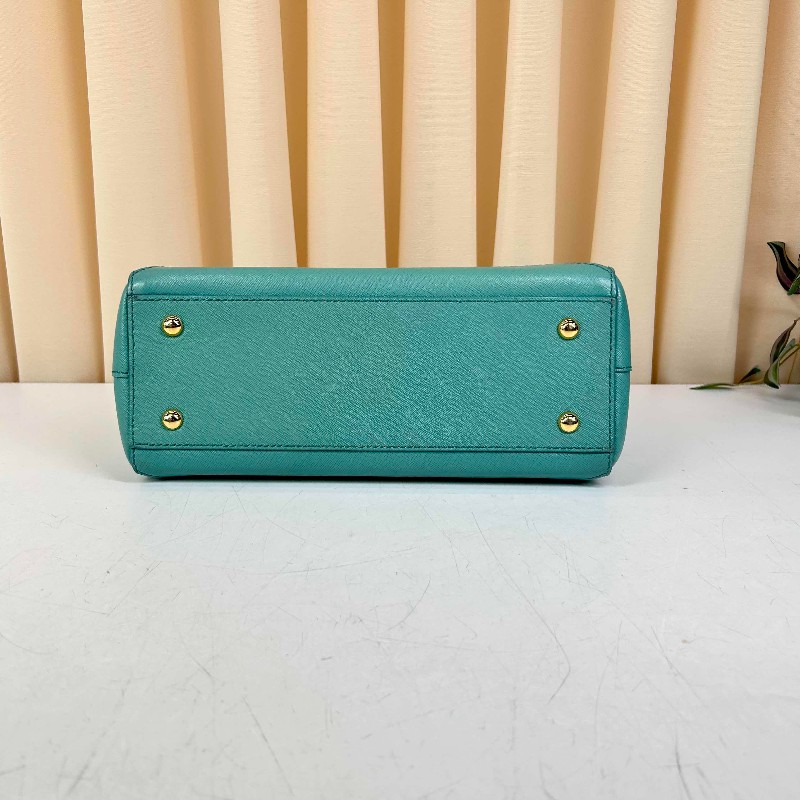 MCM MCM十字紋殺手包 孔雀綠色牛皮,金色五金配件,雙拉鏈設計-4