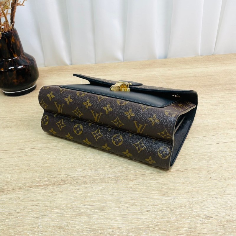 專櫃價2.7折!LOUIS VUITTON Victoire老花 金屬鏈條搭配拼色皮革 腋下包斜挎包單肩包-4