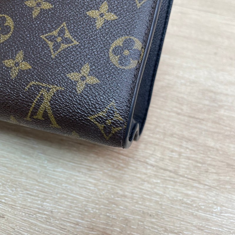 專櫃價2.7折!LOUIS VUITTON Victoire老花 金屬鏈條搭配拼色皮革 腋下包斜挎包單肩包-8